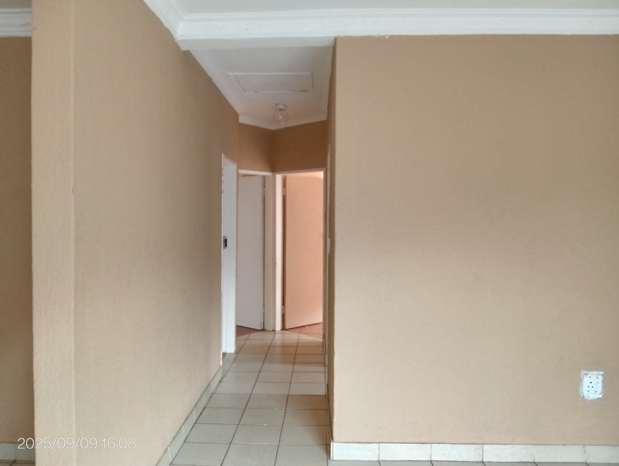To Let 3 Bedroom Property for Rent in Geelhoutpark North West